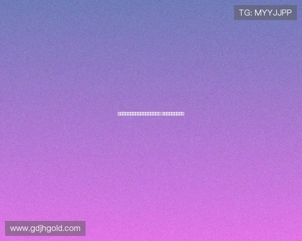 奥蓬达为朗斯球迷送球衣表达感激之情 热情回馈老东家支持 奥蓬达为朗斯球迷送球衣表达感激之情 热情回馈老东家支持